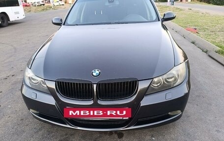 BMW 3 серия, 2005 год, 950 000 рублей, 13 фотография