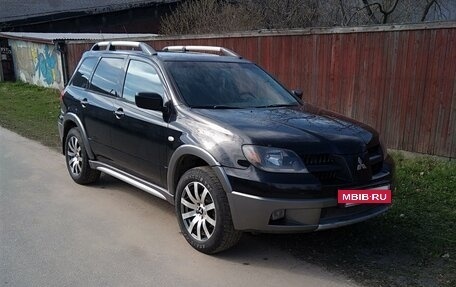 Mitsubishi Outlander III рестайлинг 3, 2006 год, 690 000 рублей, 3 фотография