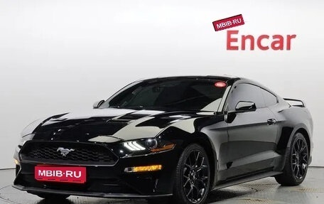 Ford Mustang VI рестайлинг, 2020 год, 3 200 000 рублей, 1 фотография