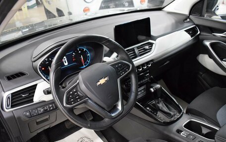 Chevrolet Captiva, 2022 год, 2 100 000 рублей, 10 фотография