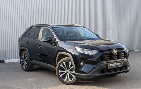 Toyota RAV4, 2021 год, 4 590 000 рублей, 3 фотография