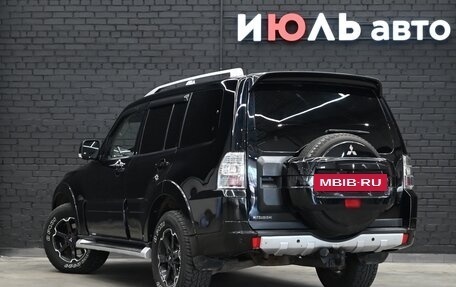 Mitsubishi Pajero IV, 2011 год, 2 325 000 рублей, 7 фотография