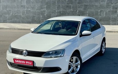 Volkswagen Jetta VI, 2013 год, 1 200 000 рублей, 1 фотография