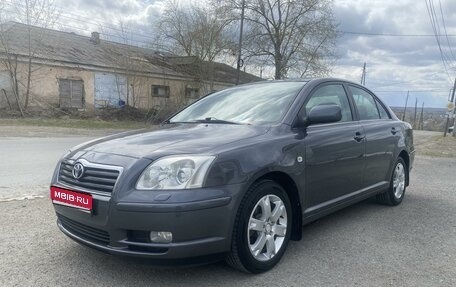 Toyota Avensis III рестайлинг, 2005 год, 1 200 000 рублей, 1 фотография