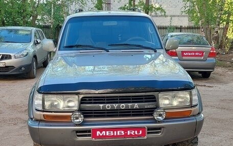 Toyota Land Cruiser 80 рестайлинг, 1995 год, 1 750 000 рублей, 1 фотография