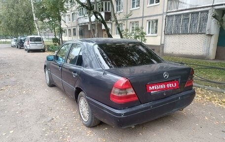 Mercedes-Benz C-Класс, 1996 год, 140 000 рублей, 4 фотография