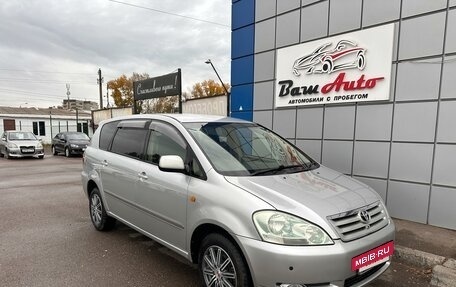 Toyota Ipsum II, 2003 год, 950 000 рублей, 3 фотография