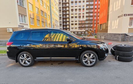 Nissan Pathfinder, 2015 год, 2 700 000 рублей, 29 фотография