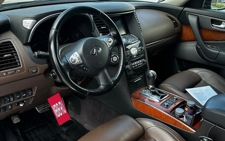 Infiniti FX II, 2012 год, 2 590 000 рублей, 9 фотография