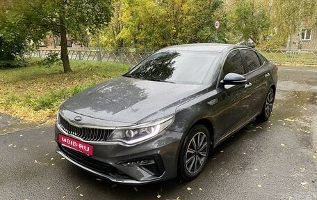 KIA Optima IV, 2018 год, 1 800 000 рублей, 1 фотография