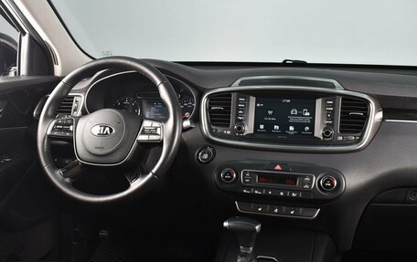 KIA Sorento III Prime рестайлинг, 2019 год, 2 999 999 рублей, 8 фотография