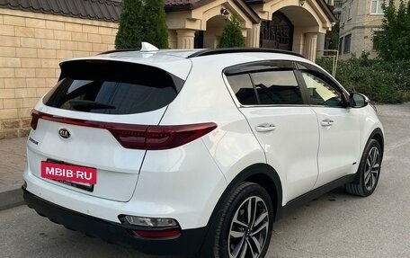 KIA Sportage IV рестайлинг, 2018 год, 2 200 000 рублей, 3 фотография