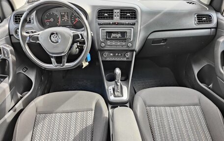 Volkswagen Polo VI (EU Market), 2017 год, 1 350 000 рублей, 9 фотография