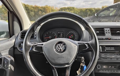 Volkswagen Polo VI (EU Market), 2017 год, 1 350 000 рублей, 11 фотография