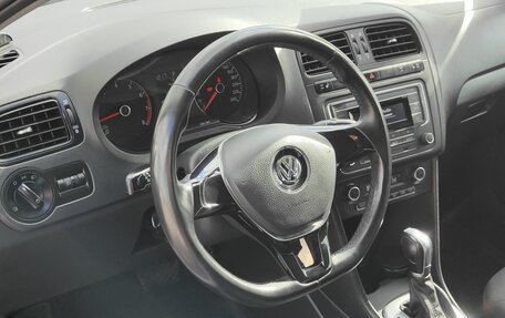 Volkswagen Polo VI (EU Market), 2017 год, 1 350 000 рублей, 8 фотография