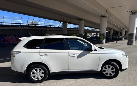 Mitsubishi Outlander III рестайлинг 3, 2012 год, 1 600 000 рублей, 7 фотография