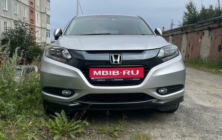 Honda Vezel, 2015 год, 1 850 000 рублей, 2 фотография