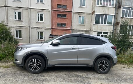 Honda Vezel, 2015 год, 1 850 000 рублей, 4 фотография