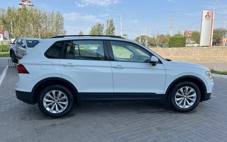 Volkswagen Tiguan II, 2018 год, 2 450 000 рублей, 4 фотография