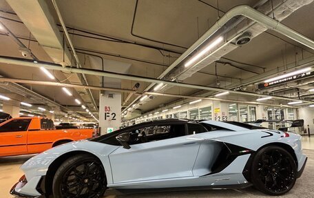 Lamborghini Aventador I рестайлинг, 2021 год, 65 000 000 рублей, 3 фотография