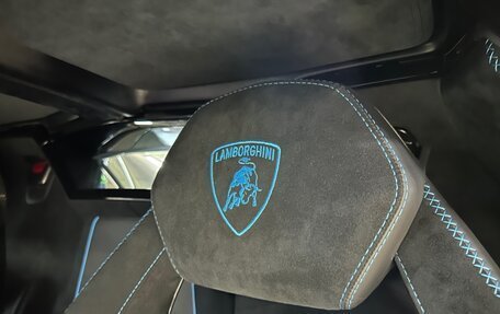 Lamborghini Aventador I рестайлинг, 2021 год, 65 000 000 рублей, 12 фотография