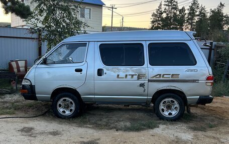 Toyota Lite Ace IV, 1996 год, 250 000 рублей, 3 фотография