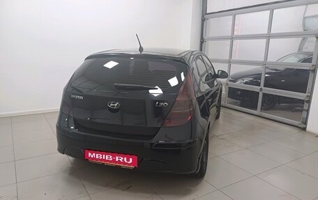 Hyundai i30 I, 2011 год, 835 000 рублей, 5 фотография