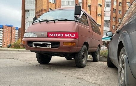 Toyota Town Ace III, 1993 год, 700 000 рублей, 2 фотография