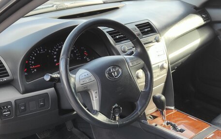 Toyota Camry, 2010 год, 1 550 000 рублей, 5 фотография