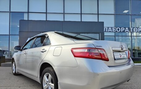 Toyota Camry, 2010 год, 1 550 000 рублей, 20 фотография