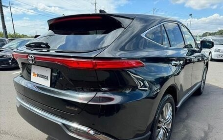 Toyota Harrier, 2021 год, 2 520 000 рублей, 8 фотография