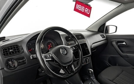 Volkswagen Polo VI (EU Market), 2019 год, 1 065 000 рублей, 15 фотография