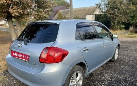 Toyota Auris II, 2009 год, 700 000 рублей, 10 фотография