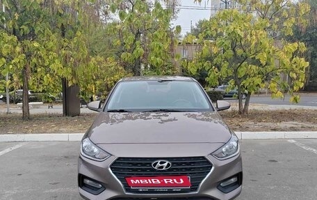 Hyundai Solaris II рестайлинг, 2019 год, 1 856 000 рублей, 2 фотография