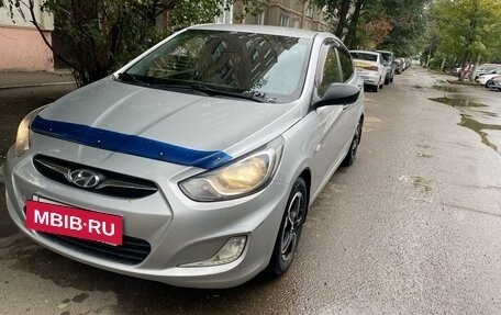 Hyundai Solaris II рестайлинг, 2011 год, 750 000 рублей, 8 фотография