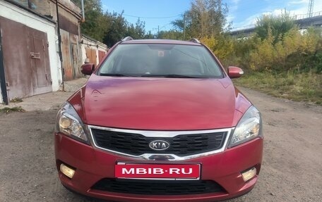 KIA cee'd I рестайлинг, 2011 год, 1 200 000 рублей, 1 фотография