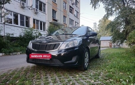 KIA Rio III рестайлинг, 2013 год, 745 000 рублей, 13 фотография