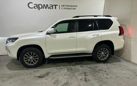 Toyota Land Cruiser Prado 150 рестайлинг 2, 2018 год, 5 000 000 рублей, 5 фотография