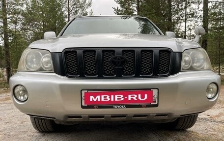 Toyota Kluger I, 2001 год, 1 500 000 рублей, 13 фотография