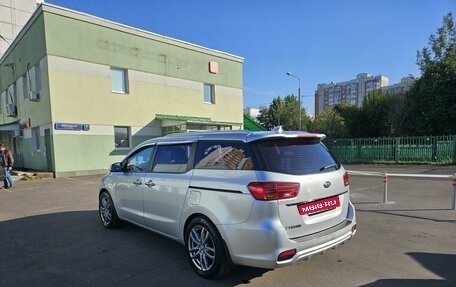 KIA Carnival III, 2018 год, 3 120 000 рублей, 10 фотография