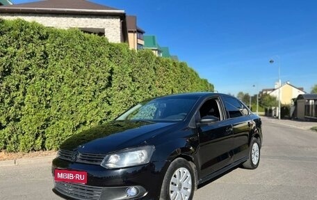 Volkswagen Polo VI (EU Market), 2011 год, 550 000 рублей, 1 фотография