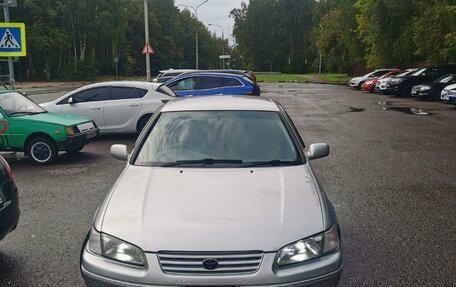 Toyota Camry, 1997 год, 499 000 рублей, 2 фотография