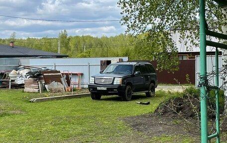 Cadillac Escalade II, 2002 год, 1 050 000 рублей, 5 фотография