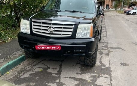 Cadillac Escalade II, 2002 год, 1 050 000 рублей, 7 фотография