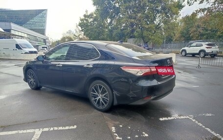 Toyota Camry, 2019 год, 3 190 000 рублей, 7 фотография