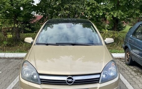 Opel Astra H, 2004 год, 490 000 рублей, 1 фотография