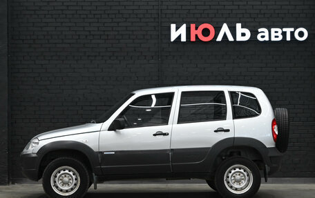 Chevrolet Niva I рестайлинг, 2011 год, 600 000 рублей, 7 фотография