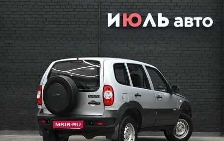 Chevrolet Niva I рестайлинг, 2011 год, 600 000 рублей, 6 фотография