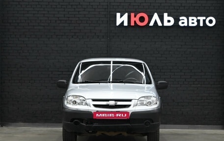 Chevrolet Niva I рестайлинг, 2011 год, 600 000 рублей, 2 фотография