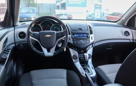 Chevrolet Cruze II, 2013 год, 949 000 рублей, 6 фотография